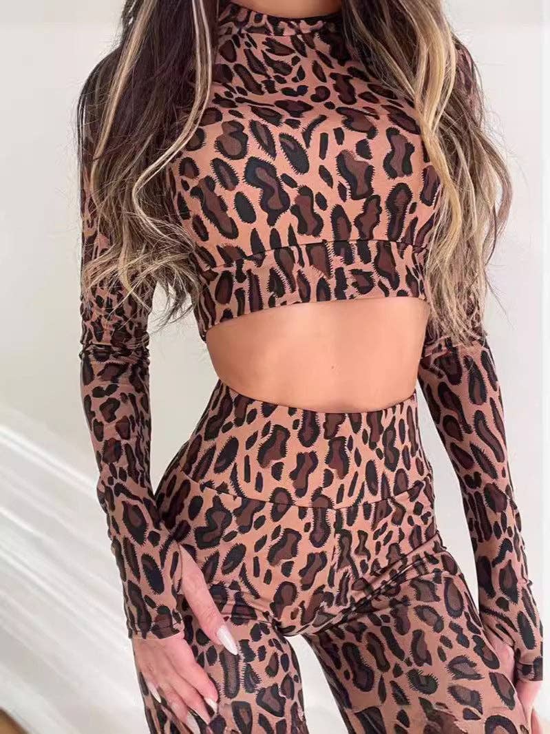 Crop Top and High Waist Trousers Set with Leopard Print: Camel / L